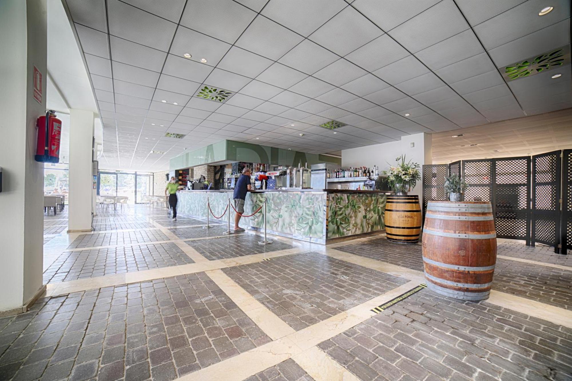 Ohtels Les Oliveres El Perello  Luaran gambar